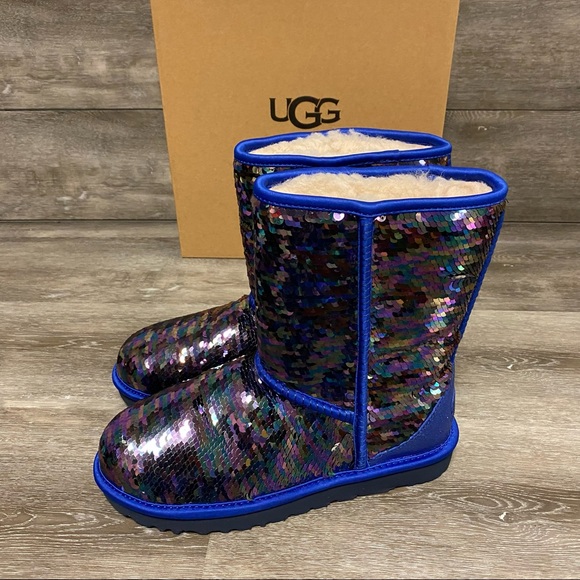 UGG | UGG Classic Short Sequin Navy Tonal Boots NEW In Box - Picture 5 of 15